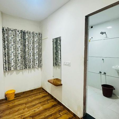 Patel Hotel & Guest House Shanor Εξωτερικό φωτογραφία